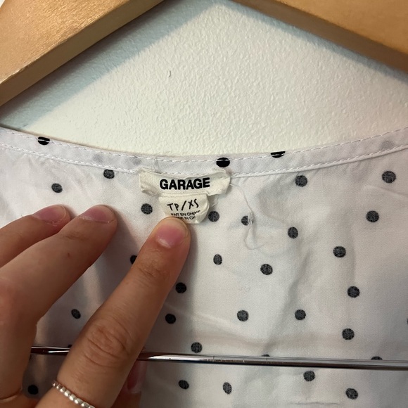 Garage Knot Front Tee, XS - Picture 3 of 3